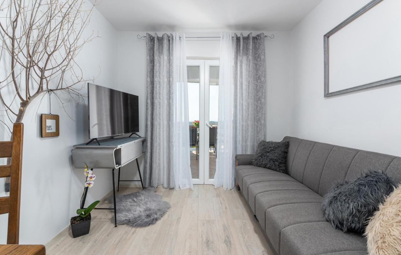 Apartman Sabina, Porec Fuškulin Esterno foto